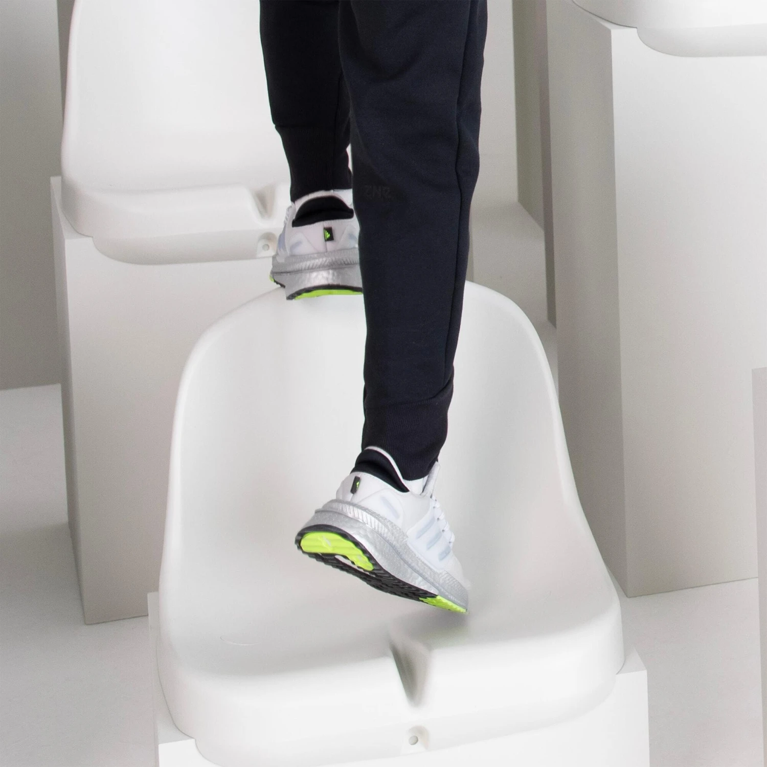 ADIDAS Bold 3 3 ADIDAS Bold 3 - Image 3