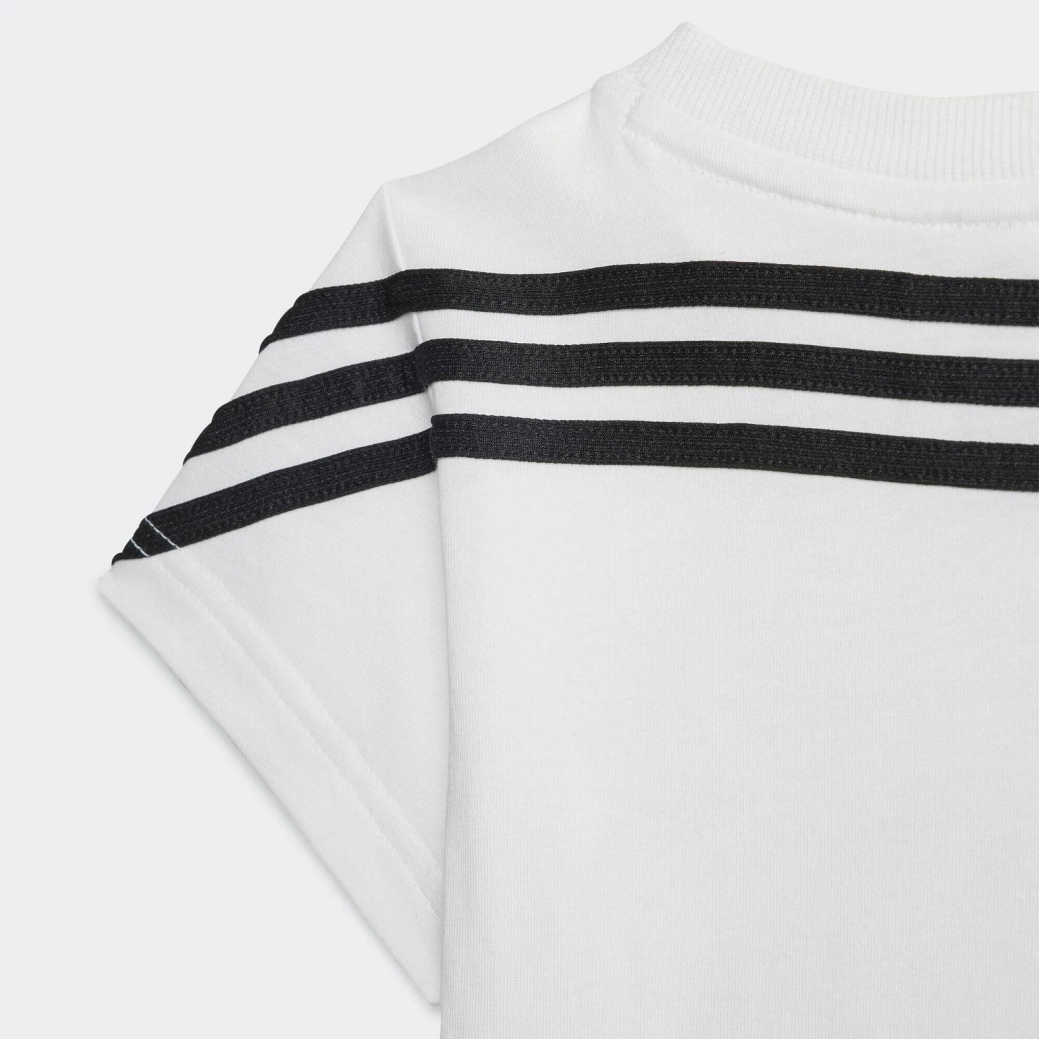 Adidas X Disney Mickey Mouse Gift Set 3 Adidas X Disney Mickey Mouse Gift Set - Image 3