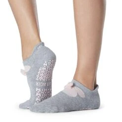 Fitness-Mad Womens/Ladies Savvy Minnie Mouse Disney Gripped Socks (Grey)