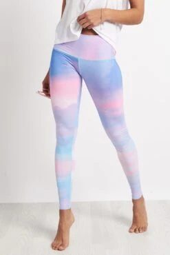 Rain Dance Hot Pant Leggings -Fitness Equipment Store k7f26b8999a41755a63051fddd5f1ec25