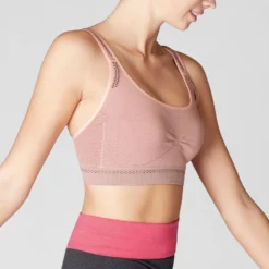 Seamless Gentle Yoga Sports Bra