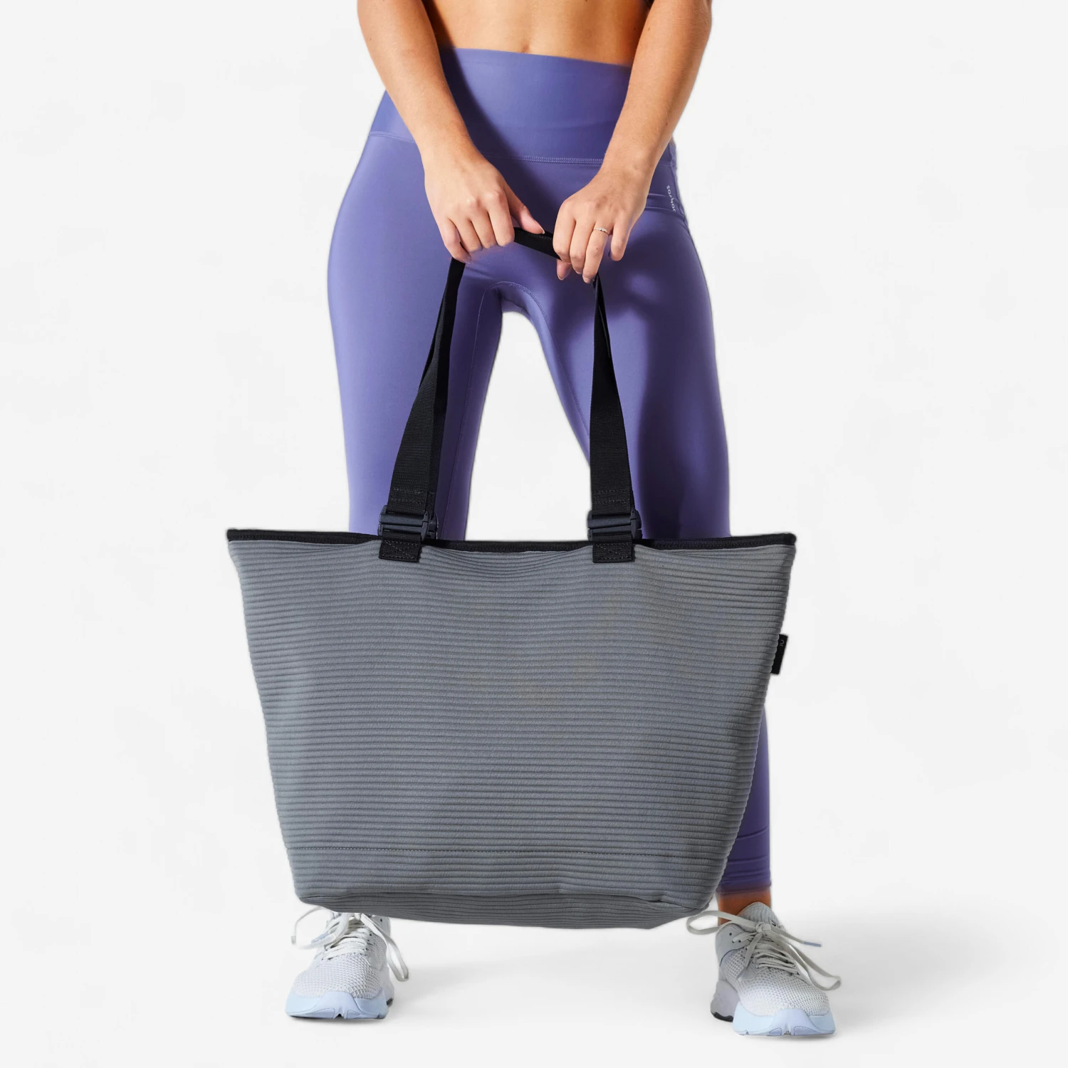 Reversible Sports' Tote 25L - Grey/Off 1 Reversible Sports' Tote 25L - Grey/Off