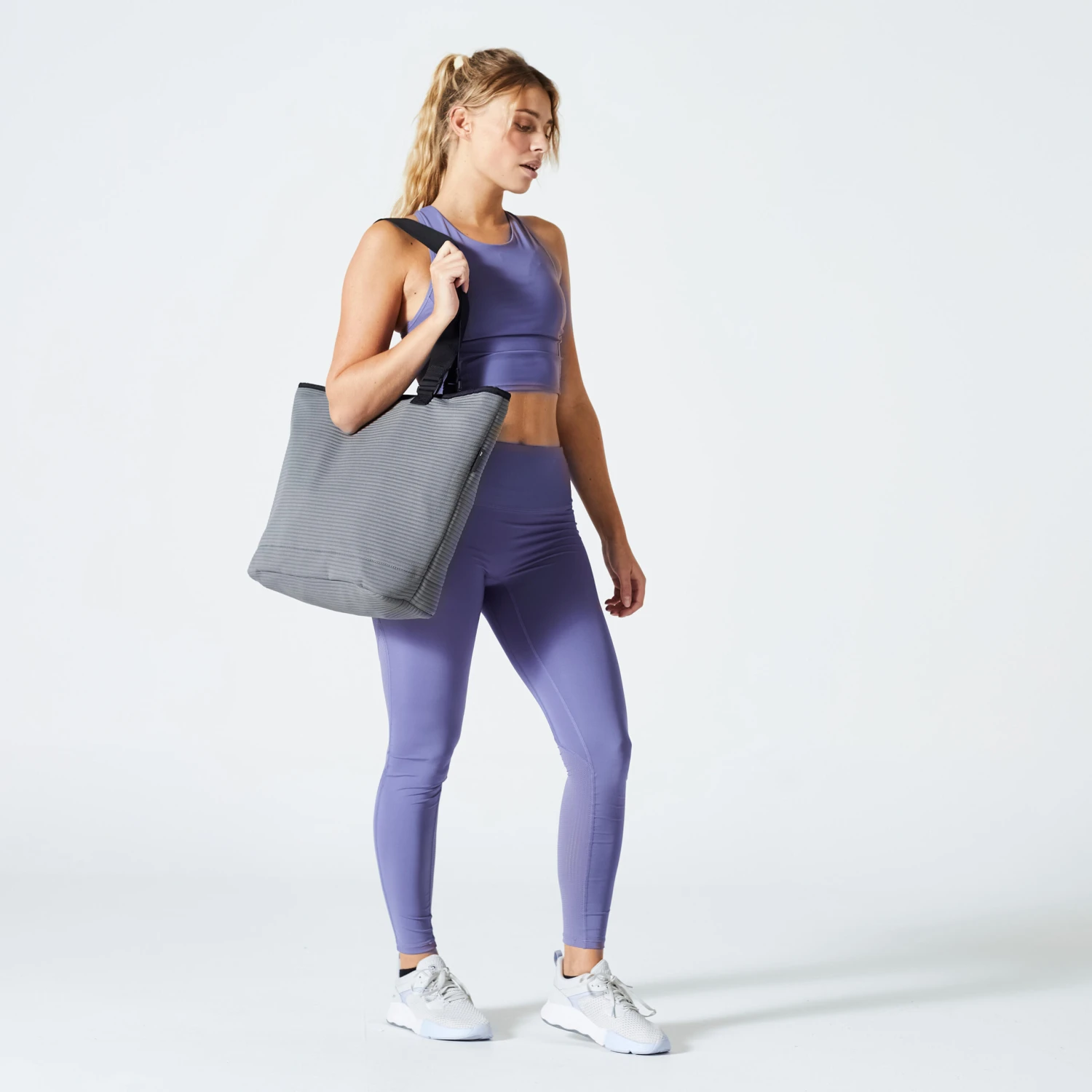 Reversible Sports' Tote 25L - Grey/Off 3 Reversible Sports' Tote 25L - Grey/Off - Image 3