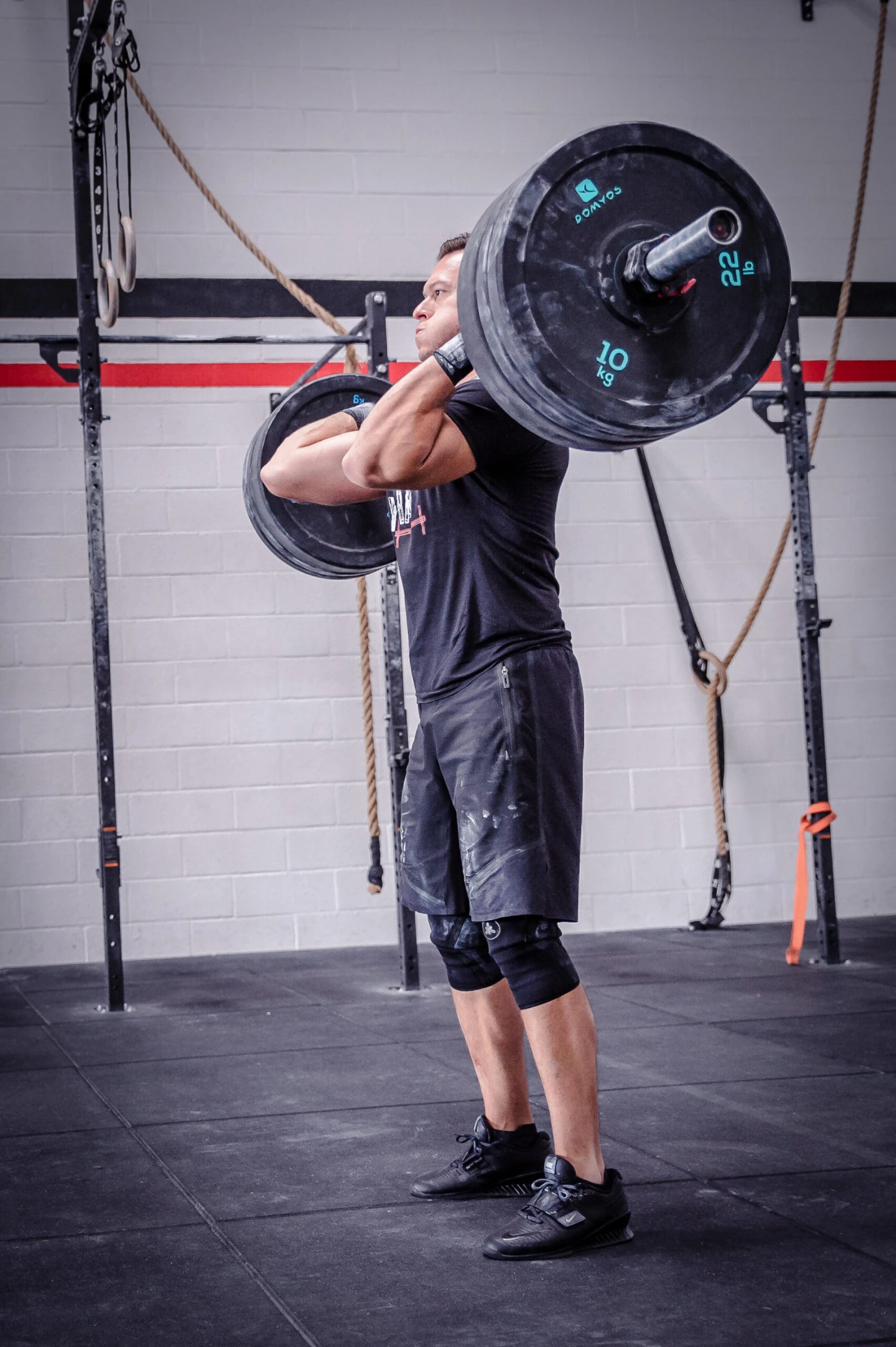 Weightlifting Bumper Disc 10 Kg - Inner Diameter 50 Mm 3 Weightlifting Bumper Disc 10 Kg - Inner Diameter 50 Mm - Image 3