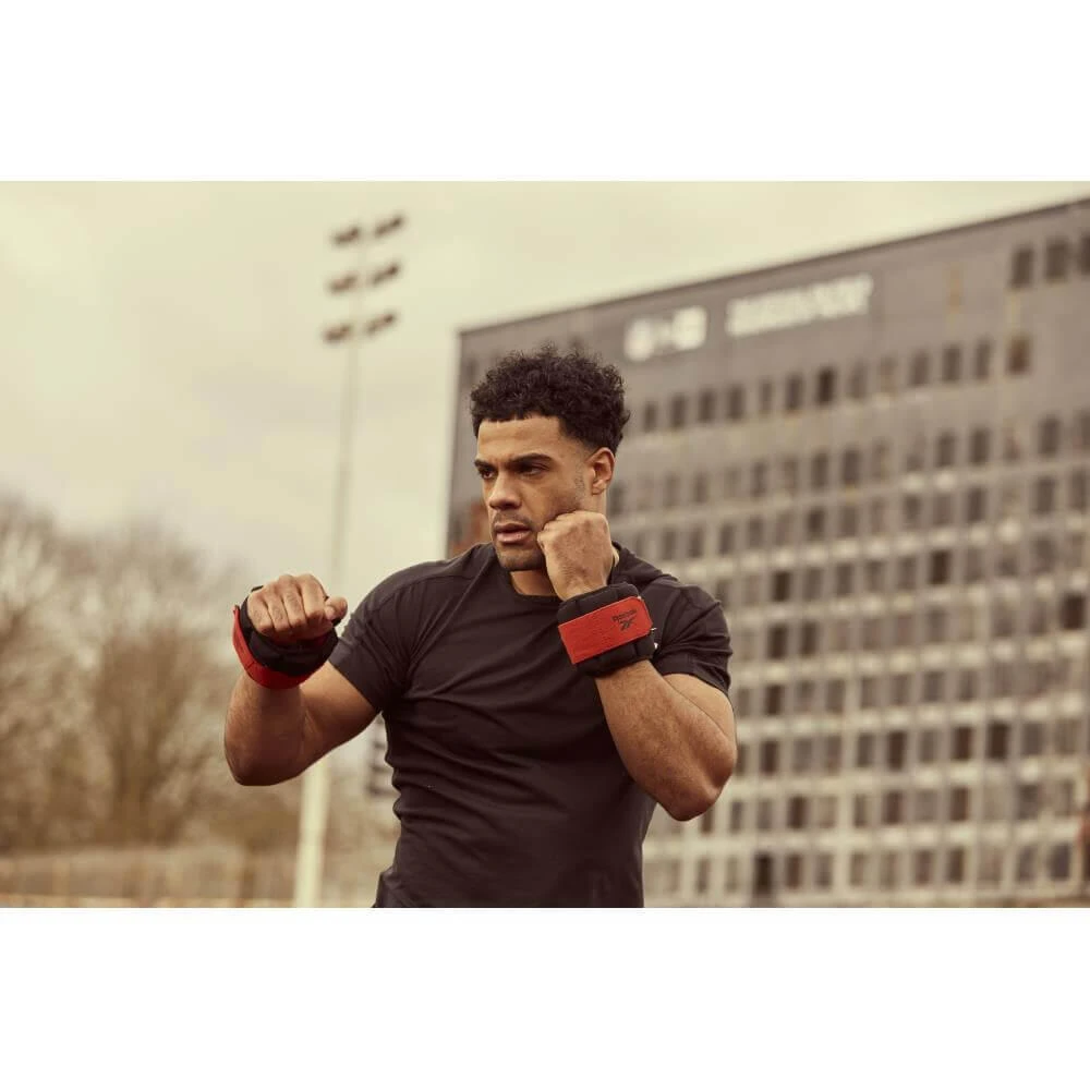 Reebok Flexlock Wrist Weights 2 X 1.5kg 2 Reebok Flexlock Wrist Weights 2 X 1.5kg - Image 2