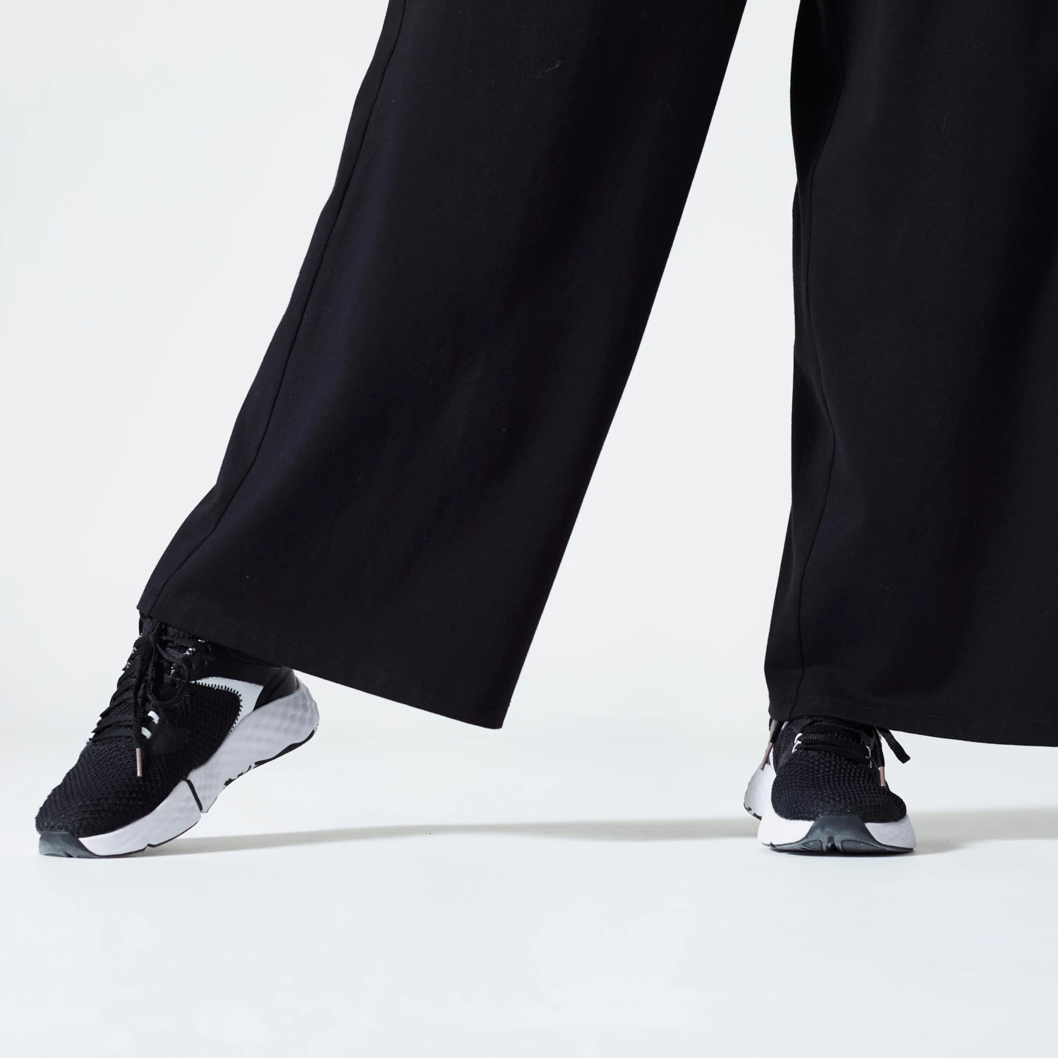 Women's Flared Fitness Jogging Bottoms 520 5 Women's Flared Fitness Jogging Bottoms 520 - Image 5