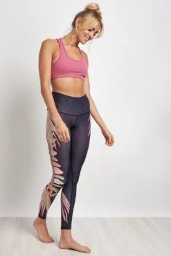 Jungle Eyes Hot Pant Leggings -Fitness Equipment Store kf4f016dacbd9b8ef78e005324ec3aefd