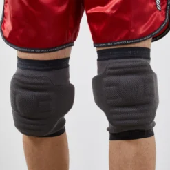 Kickboxing/Muay Thai Combat Knee Pads 900